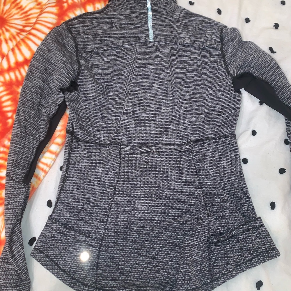 Lululemon quarter zip up